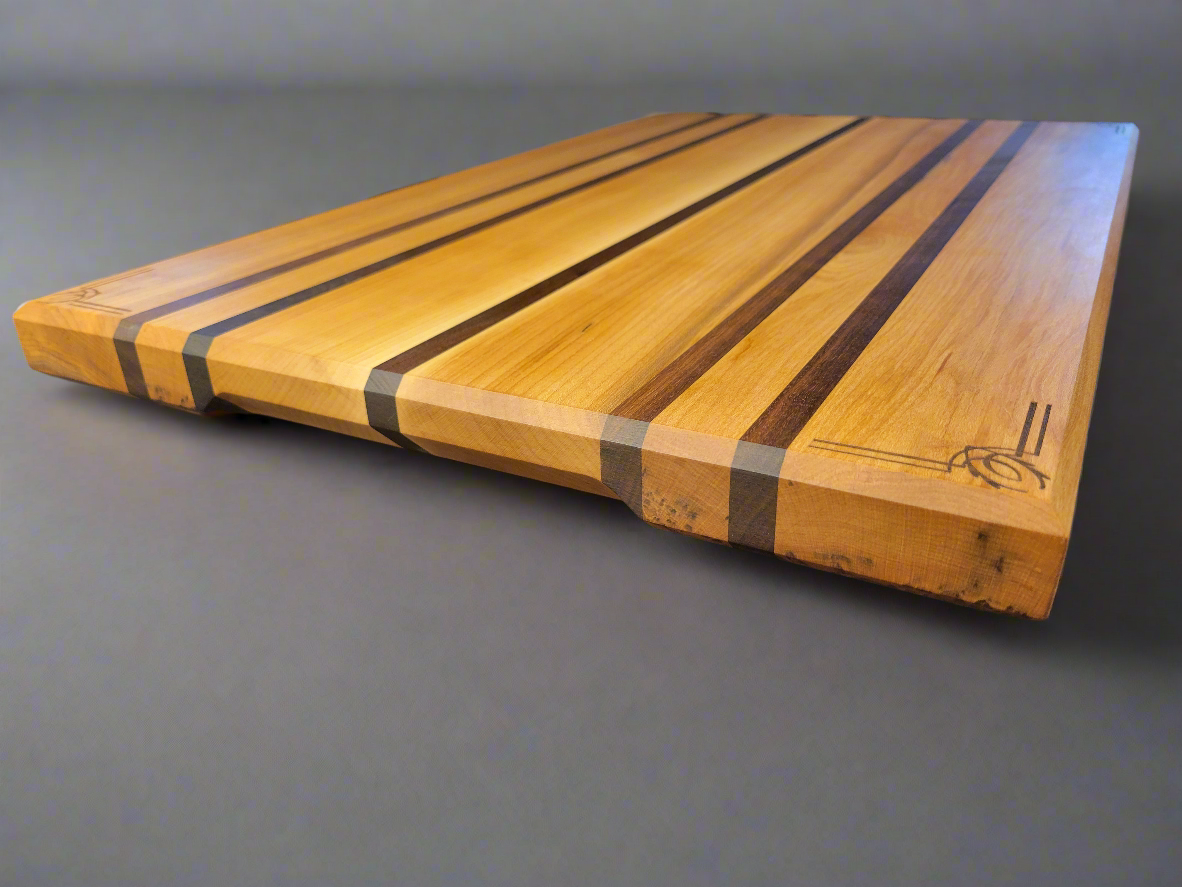 Large Cutting Board (maple and walnut)