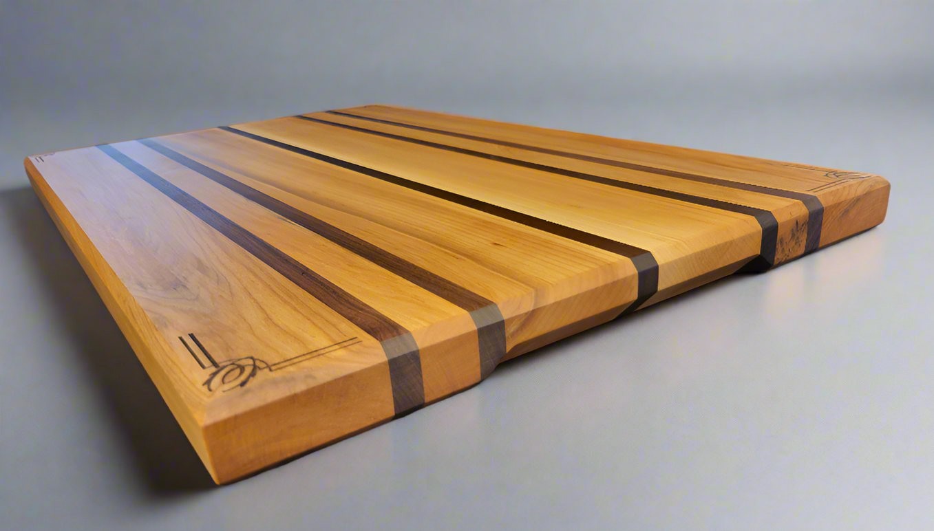 Large Cutting Board (maple and walnut)