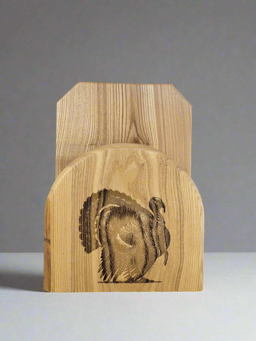 Turkey Fan Mount - Gobbler in Strut Art